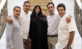 راز غیبت یکتا ناصر در دورهمی شیک منوچهر هادی برای روز مادر فاش شد!