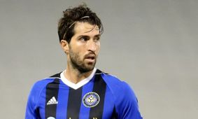 کریم انصاری‌فرد به جای آل‌کثیر در استقلال؟