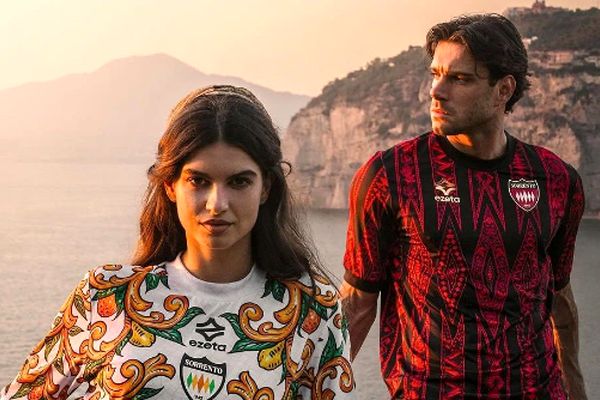 شاهکار لباس ایتالیایی‌ها/ کیتی که همه نگاه‌ها را به خود جلب کرد! +عکس