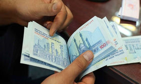 عیدی پزشکیان برای این افراد / کمک معیشت ماهیانه جدید به زنانه خانه دار+شرایط ثبت نام
