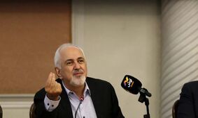کیهان: ظریف با تکرار شعار «موشک یا مردم»، ادامه‌دهنده پروژه غرب است
