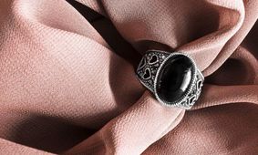 راهکارهای تمیز کردن جواهراتی با این سنگ گرانبها