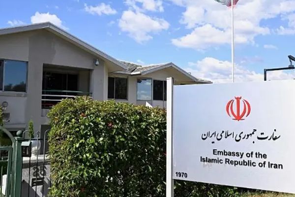 استرالیا و بازی توازن منفی