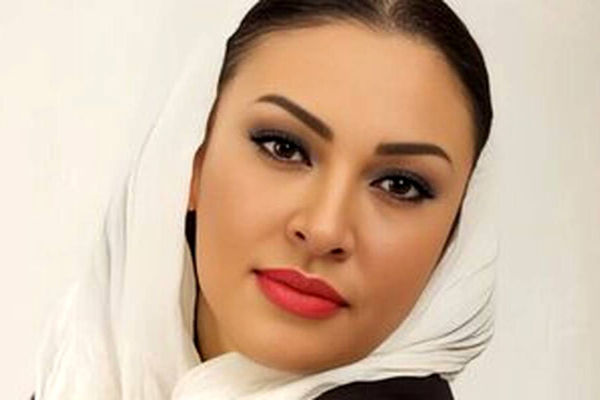 زیبا بروفه از جنجال ممنوع‌الکار شدنش رونمایی کرد؛ فقط یک بوسه... + فیلم