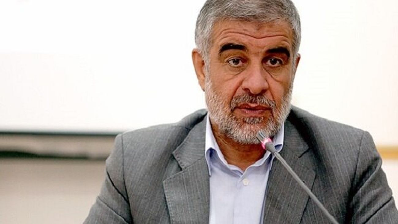 فیلترینگ هیچ اثر مثبتی نداشته/استفاده مسئولان از شبکههای مجازیِ فیلتر شده نوعی تناقض رفتاری است