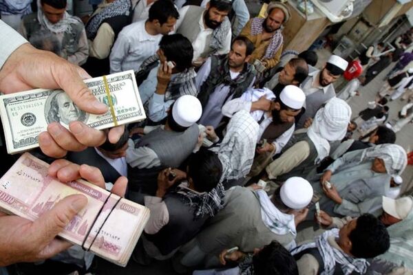 افغانی عقب نشست / ۱۰۰ دلار چند افغانی افغانستان است؟