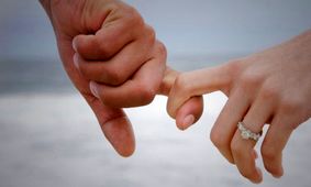 قانون عجیب و غریب پرداخت مهریه برای زنان خیانت کار ایرانی