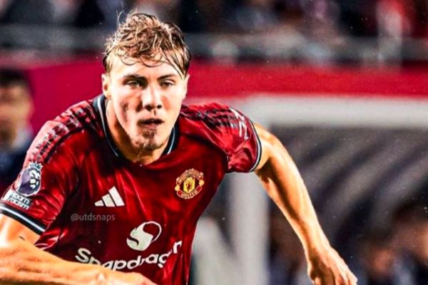 توافق ناپولی و یونایتد برای انتقال هویلوند!