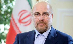 اخم‌های قالیباف با لباس سپاه در کنار هاشمی رفسنجانی +  یک عکس تاریخی