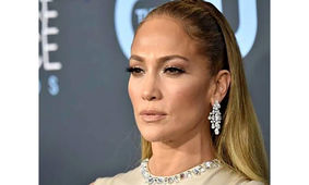 کلکسیون جواهرات میلیاردی این زن سرشناس هوش از سر می برد + عکس ها