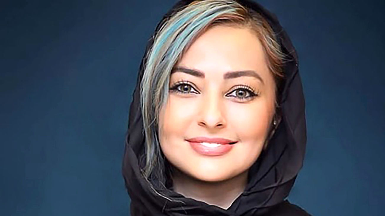 لباس منشوری نفیسه روشن در شهر زیارتی ! / اینجا مشهد است خانم بازیگر !