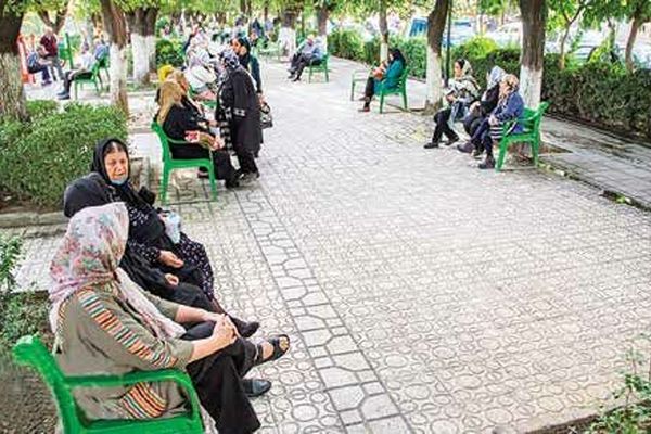 «ایران» آخرین اقدامات دولت برای مواجهه با سالمندی جمعیت را بررسی می کند : سالمندی در ایران، چهره زنانه دارد