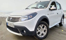 رنو ساندرو کارکرده در آستانه یک میلیاردی شدن! + جدول
