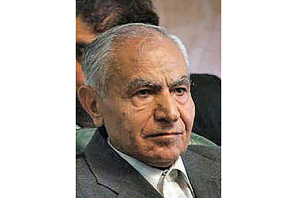 زندگینامه محمد مشکوت سرشناس ترین اقتصاددان ایرانی