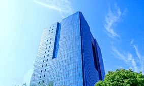 تاثیر افزایش نرخ بهره بین‌بانکی بر اقتصاد ایران