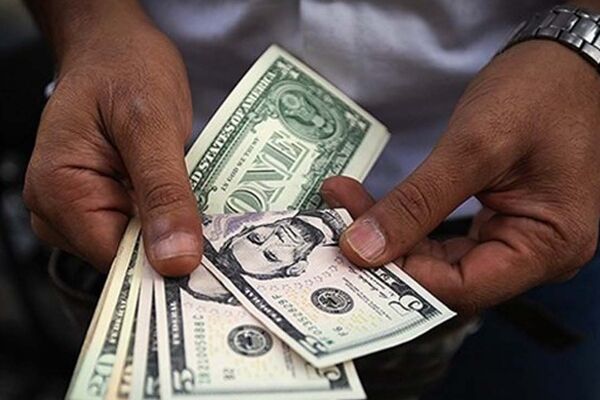 از صادرات تا بازار آزاد؛ مسیر پنهان قاچاق ارز