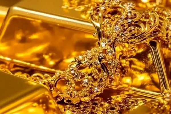 ترمز طلا کشیده شد