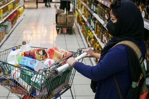 انتقاد روزنامه جوان به تیم اقتصادی دولت؛ چرا گرانی‌ها پایان ندارد؟