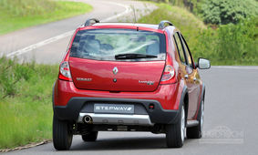 قیمت این خودرو پرفروش به 900 میلیون رسید
