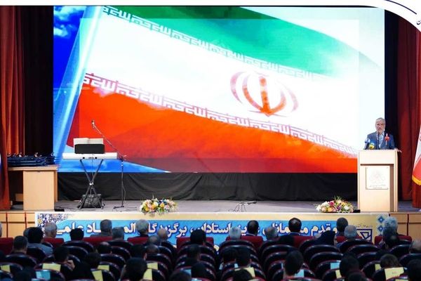 تجلیل بانک صادرات ایران از ۶۷ دانشجوی نخبه المپیادی کشور