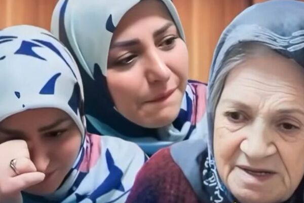 رها کردن مادربزرگ تبریزی در خانه سالمندان؛ اشک‌های المیرا شریفی مقدم تمام نشدنی است! + فیلم