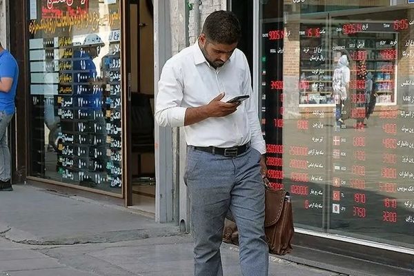 قیمت دلار و یورو امروز پنجشنبه 30 بهمن 1404