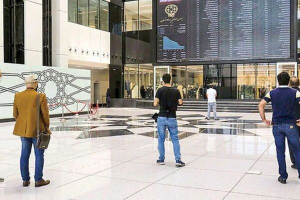 سبزپوشی خفیف شاخص‌ها در بازار امروز 24 شهریور 1404