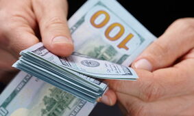 پیش بینی قیمت دلار 14 اردیبهشت / بازار دلار به کدام نرخ دل می بندد ؟