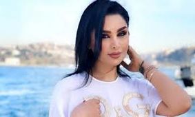 عکس خیلی متفاوت از دنیا جهانبخت و مادرش ! / یکی از یکی جذابتر !