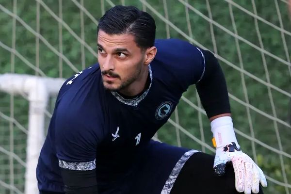 ۲ میلیارد تومان طلب از استقلال خوزستان/ گوهری در آستانه شکایت رسمی