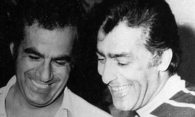 عکس نوستالژیک «فردین» در مغازه فرش فروشی دهه 70