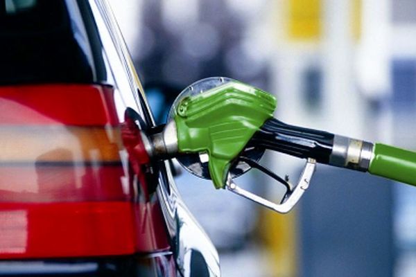 دولت چه برنامه‌ای برای قیمت بنزین در سال 1404 دارد؟ + جزئیات