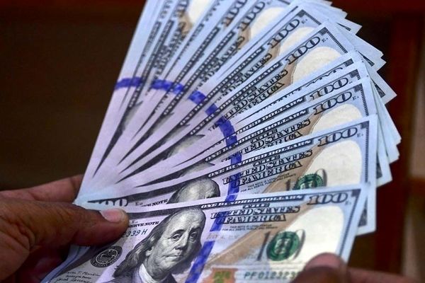 قیمت دلار امروز دوشنبه ۵ آبان ۱۴۰۴