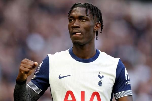 مذاکرات گالاتاسارای و تاتنهام برای ایو بیسوما