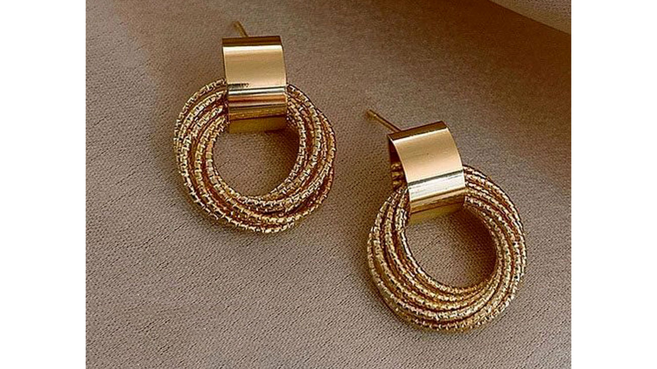 علت درد گوش بعد از انداختن گوشواره چیست ؟