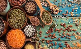 قیمت روز حبوبات ۲۸ مرداد ۱۴۰۴/ لوبیا چیتی به مرز ۵۰۰ هزار تومان رسید! + جدول