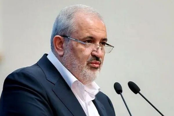 نورافکنی‌های وزیر نیرو