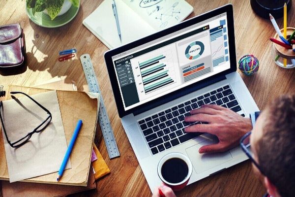 پرداخت حقوق کارمندان بر اساس عملکرد رسماً کلید خورد
