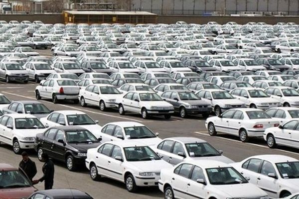 بازگشت پرحاشیه خودرو به بورس کالا