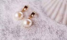 آشنایی با انواع گوشواره و مدل‌هایی که می‌توان هنگام خرید انتخاب کرد!