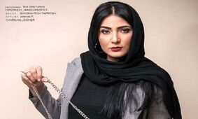 رونمایی سمیرا حسن پور از ماشین فوق لاکچری اش / خانم بازیگر بدون آرایش خواستنی تر است!
