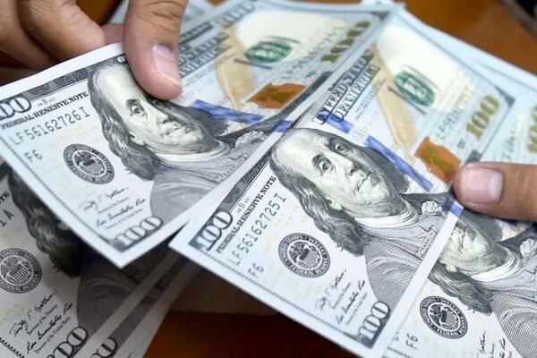 قیمت دلار امروز دوشنبه ۱۷ شهریور ۱۴۰۴  در بازار آزاد + جدول
