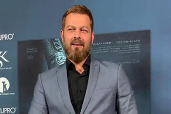 حضور جذاب مریم مومن و هلیا امامی در مراسم اکران شوماه با پژمان بازغی! +فیلم