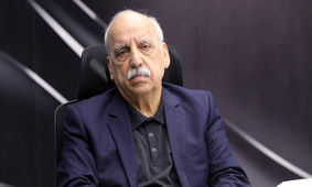 عبده تبریزی:  اگر قیمت ارز را آزاد کنیم شاید قیمت آن پایین‌تر از نرخ فعلی شود/ منافع عده ای در تداوم وضعیت‌های غیرشفاف است+ فیلم 