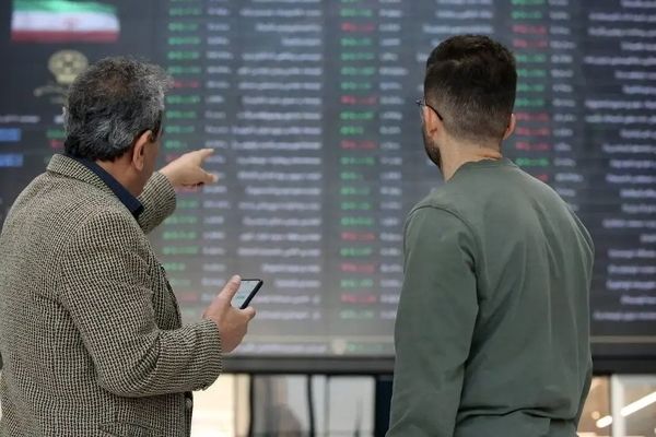 سود سهامداران به حساب‌ها واریز شد؛ مبلغ دقیق را ببینید