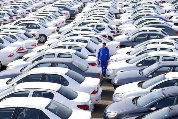 فاجعه گرانی خودروهای داخلی؛ خداحافظی با پژو ۲۰۷ از سبد خرید مردم!