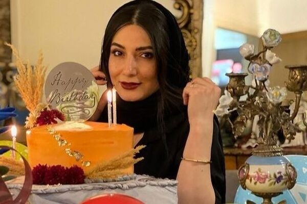 افشای استایل وینتیج بازیگران مطرح در تولد سمیرا حسن پور؛ هانیه توسلی و دیبا زاهدی در قاب!