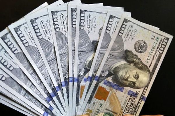 چگونه عراق و پنج کشور دیگر دلار را به ایران سرازیر می‌کنند؟