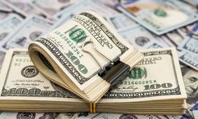 پیش‌بینی قیمت دلار امروز چهارشنبه ۵ اردیبهشت ۱۴۰۳/ سیاست فریز دلار ادامه دارد؟