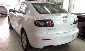 با پول سمند این خودرو ژاپنی را بخرید / لیست قیمت انواع مزدا در بازار
